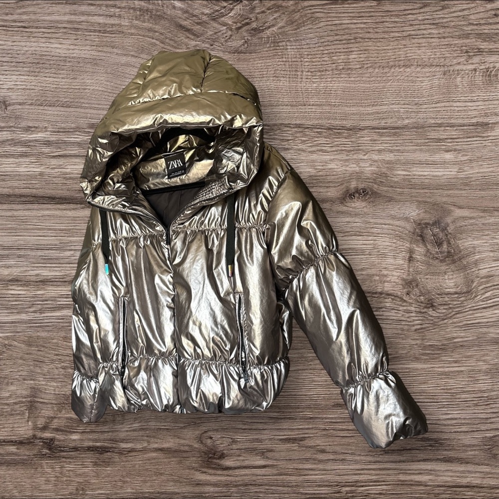 Zara Women’s Silver Puffer Jacket